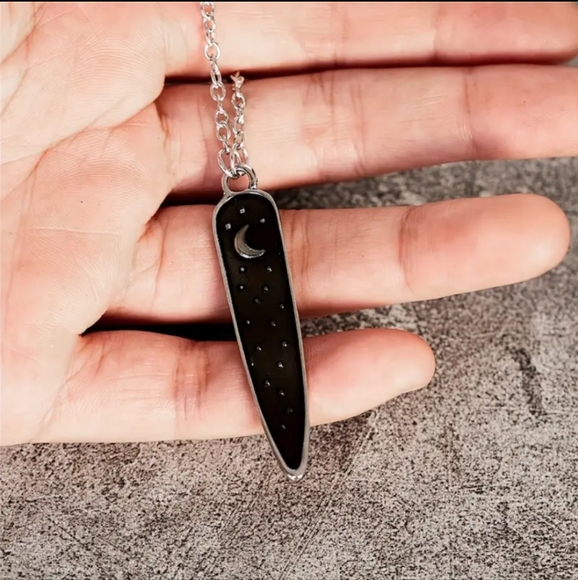 BEST SELLER #2 Silvery beautiful Owl π necklace - Picture 2 of 5